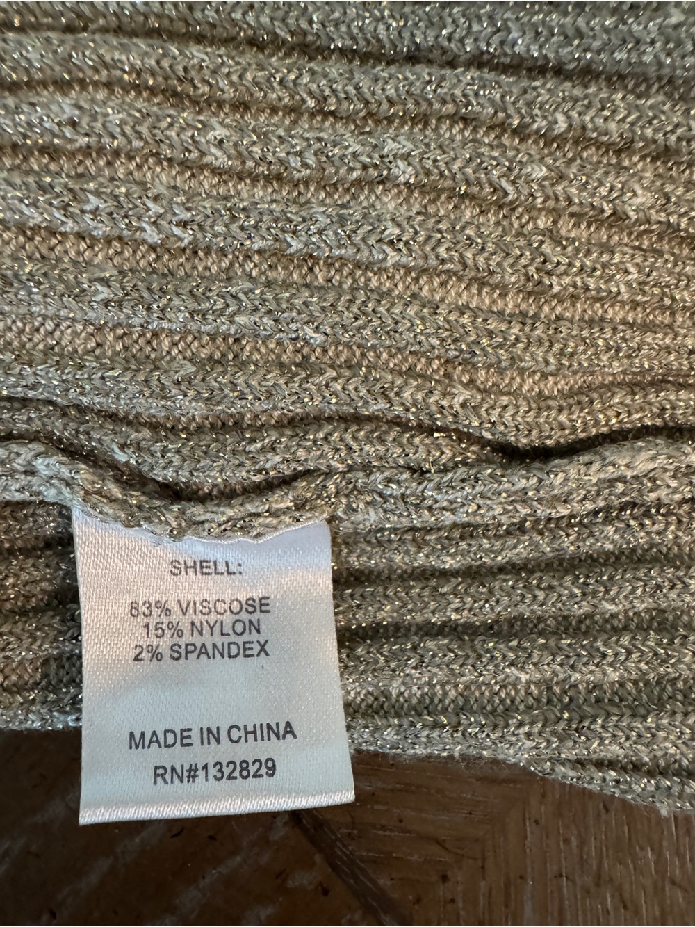superdown Metallic Ribbed Tank Top - Gold - Picture 7 of 8